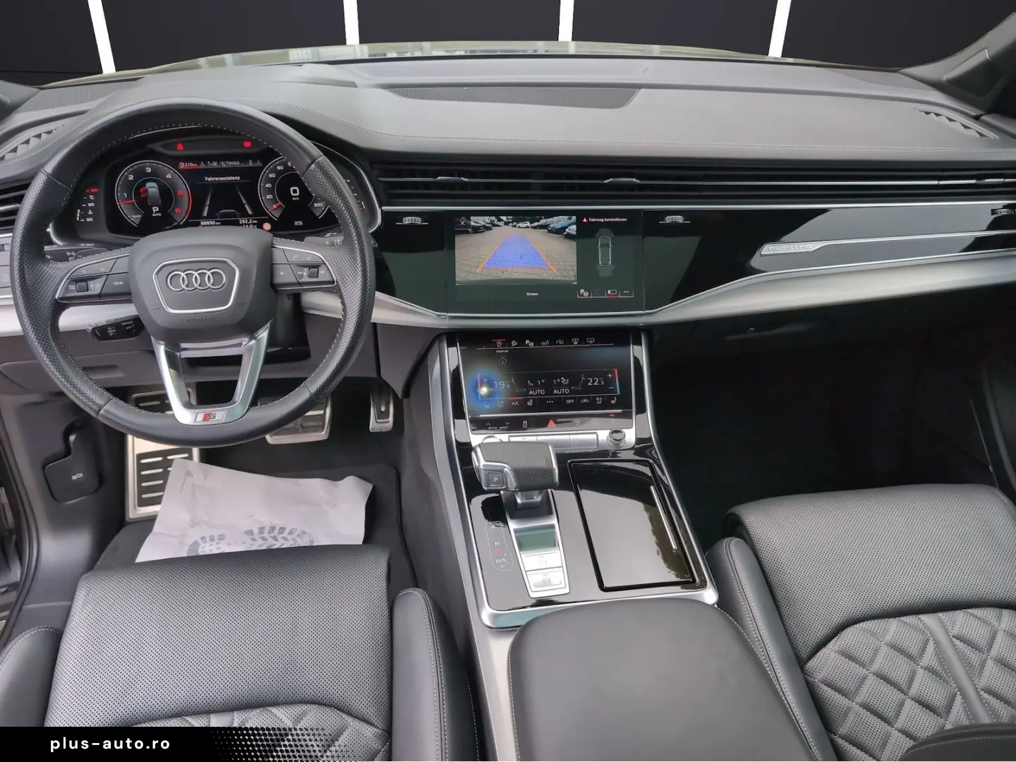 AUDI Q7 50 TDI S line