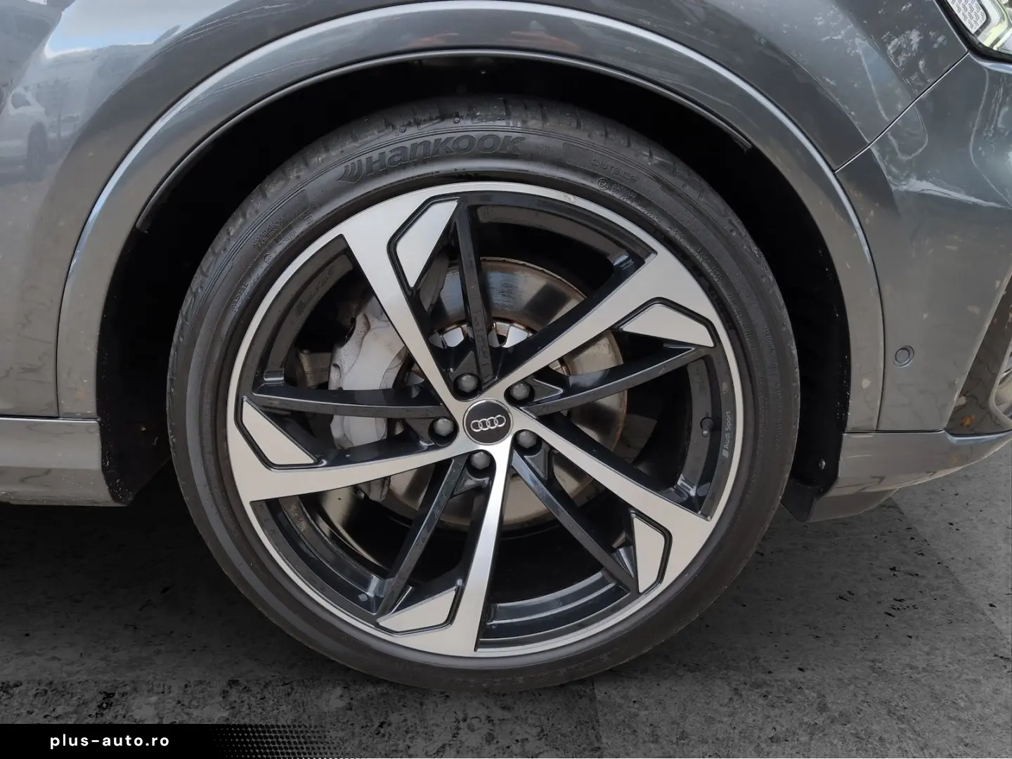 AUDI Q7 50 TDI S line