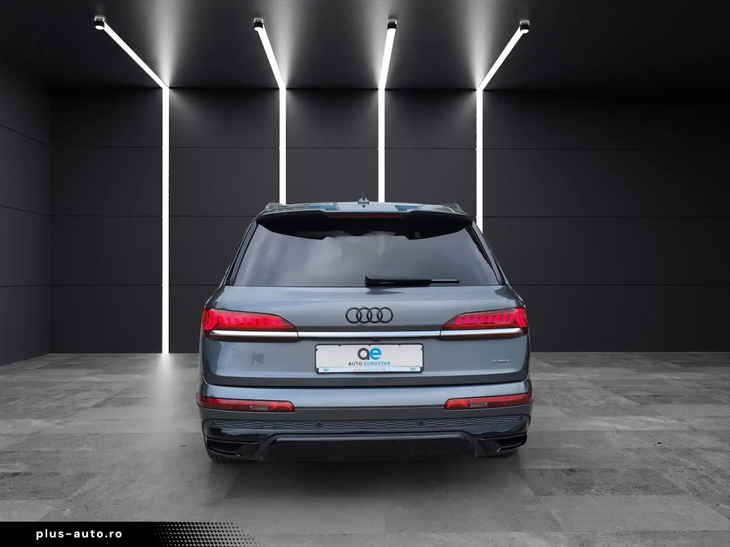 AUDI Q7 50 TDI S line