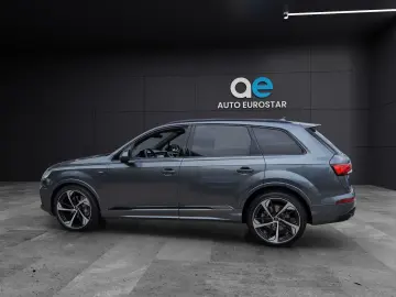 AUDI Q7 50 TDI S line