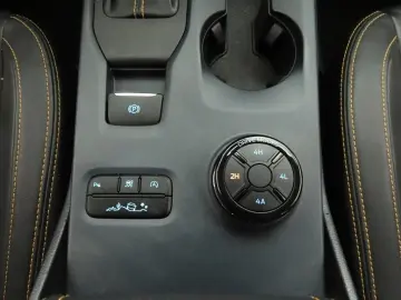 FORD Ranger 2.0 Aut 4x4 Wildtrak 360 Kamera ACC AHK