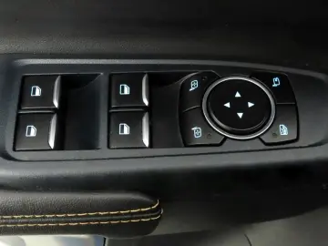 FORD Ranger 2.0 Aut 4x4 Wildtrak 360 Kamera ACC AHK