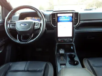 FORD Ranger Wildtrak DoKa Autom AWD AHK eROLLO 360 KA