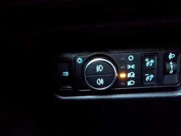 FORD Ranger Wildtrak DoKa Autom AWD AHK eROLLO 360 KA