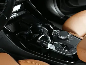 BMW X3 xDrive30e M Sportpaket LiveCockpit LED AHK Hi