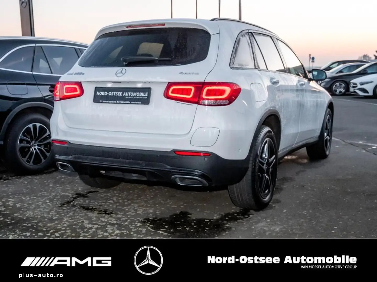 MERCEDES-BENZ GLC 300 e 4M AMG NIGHT NAVI LED SHZ AHK KAMERA