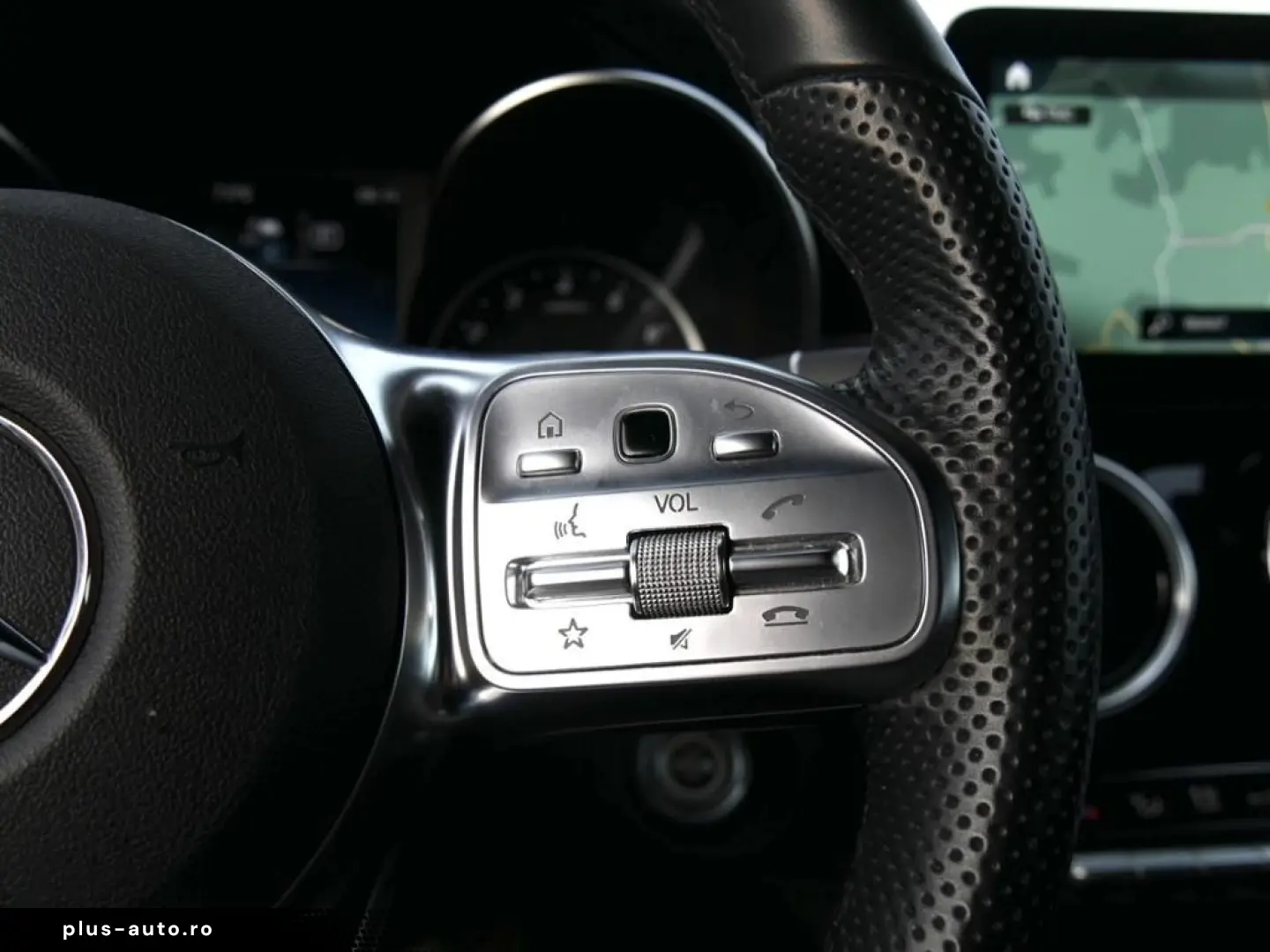 MERCEDES-BENZ GLC 300 e 4M AMG MBUX SHZ TEMP KAM KEY&hellip;