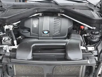 BMW X5 xDRIVE40d Facelift M-pachet