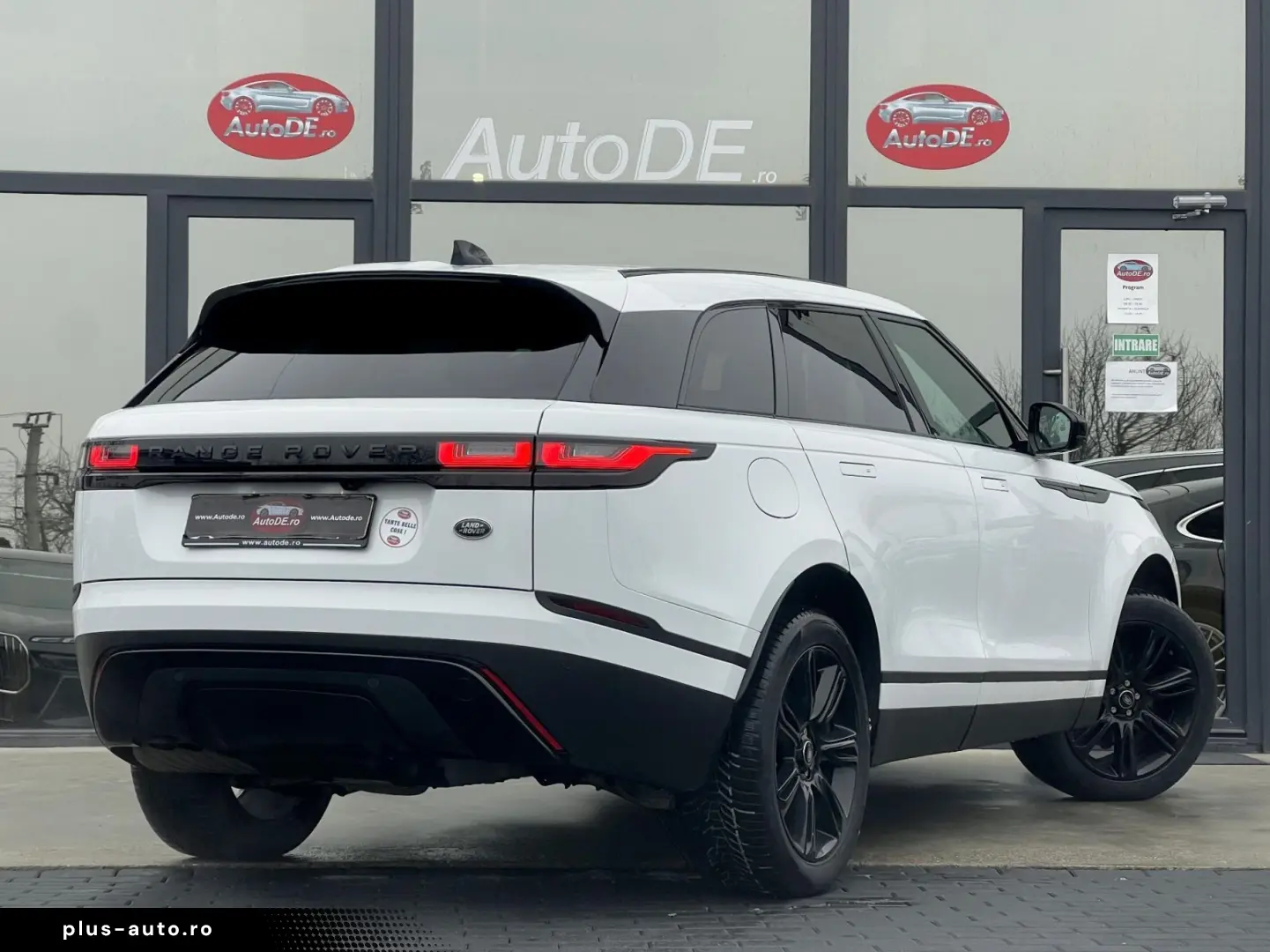 Land-Rover Range-Rover-Velar