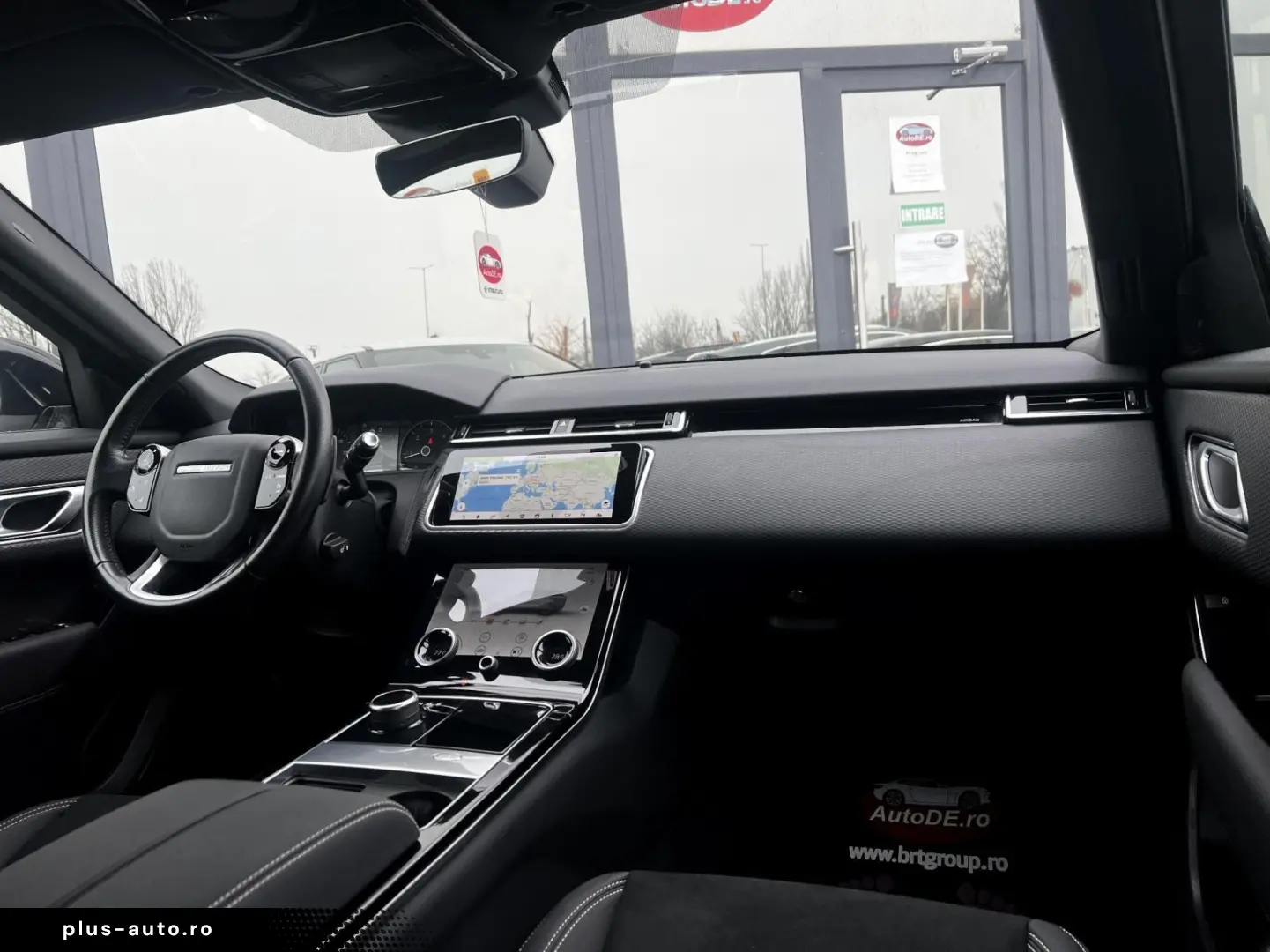 Land-Rover Range-Rover-Velar