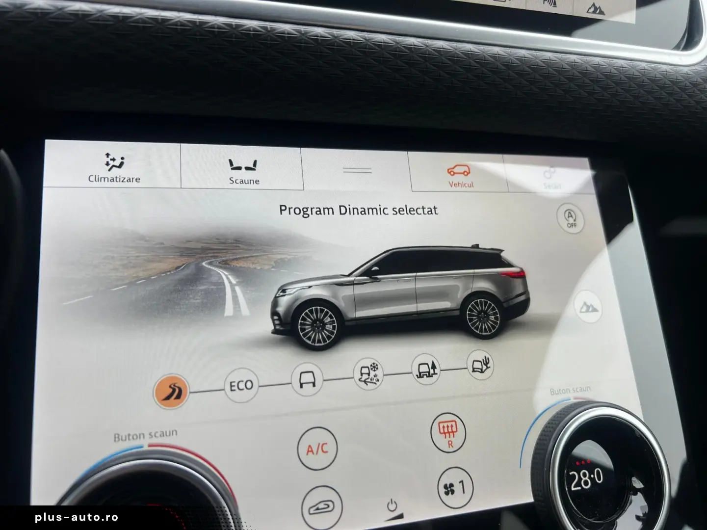 Land-Rover Range-Rover-Velar