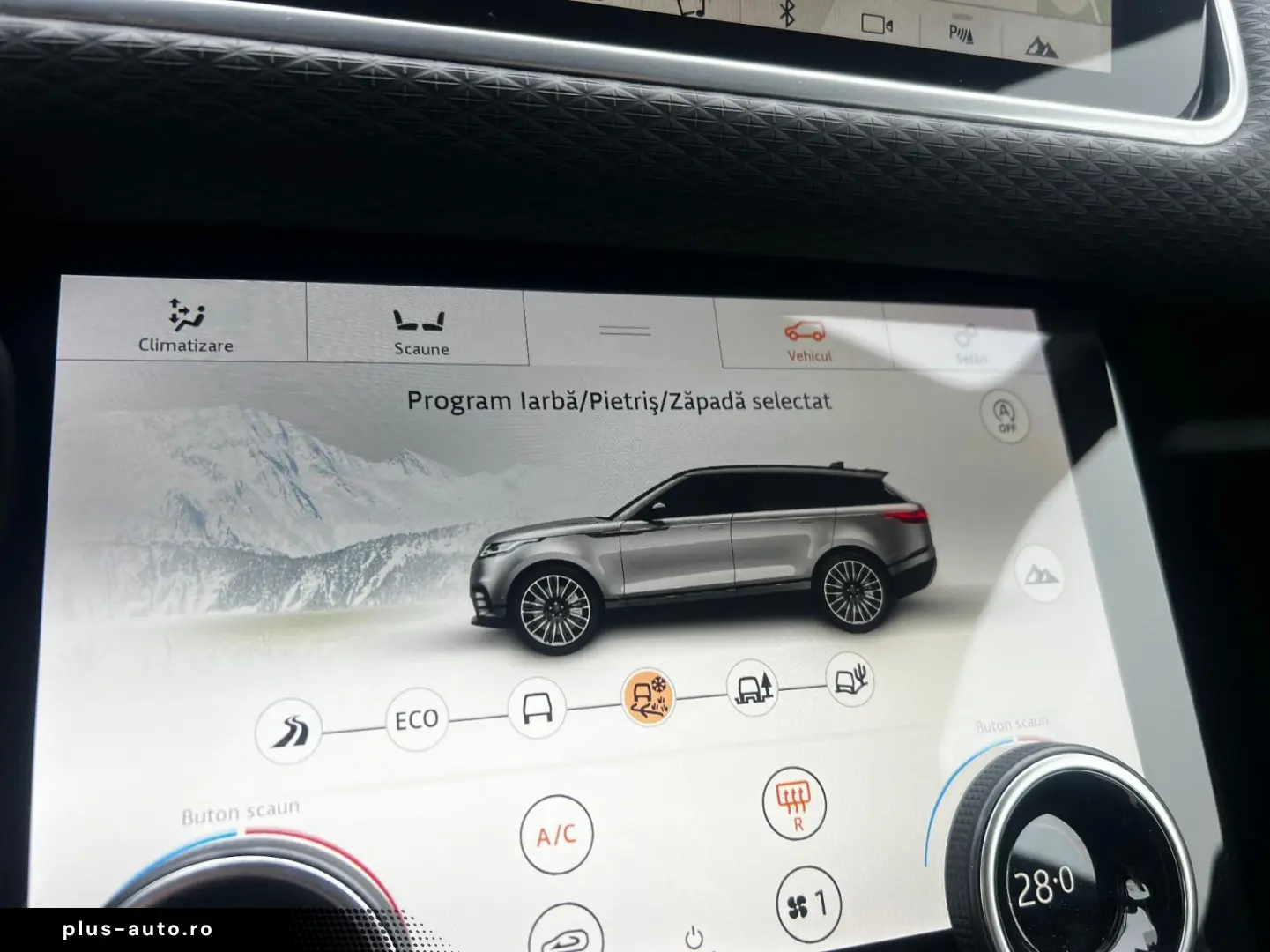Land-Rover Range-Rover-Velar