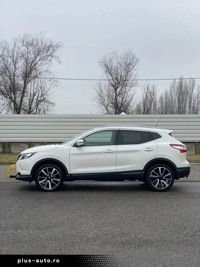 Nissan Qashqai  incalzire parbriz  inmatriculata  camera 360