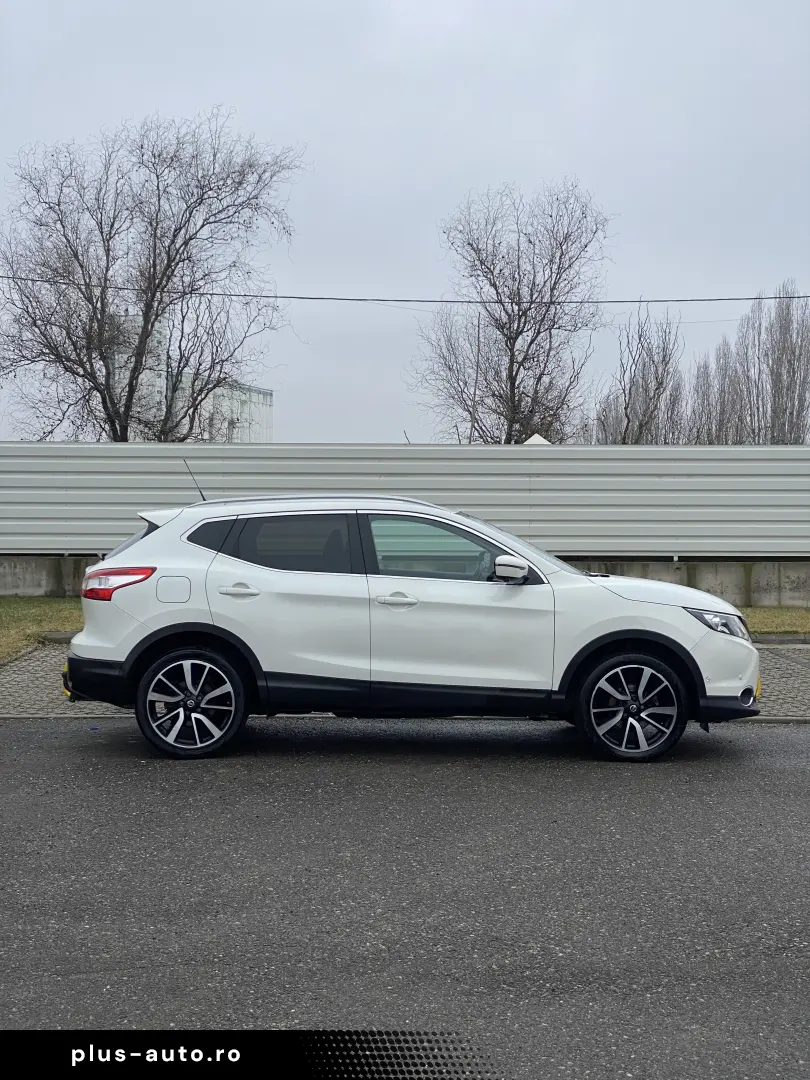 Nissan Qashqai  incalzire parbriz  inmatriculata  camera 360