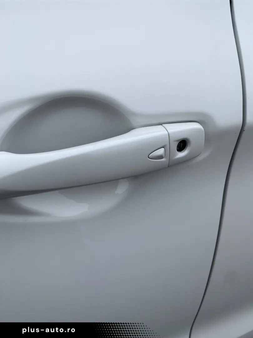 Nissan Qashqai  incalzire parbriz  inmatriculata  camera 360