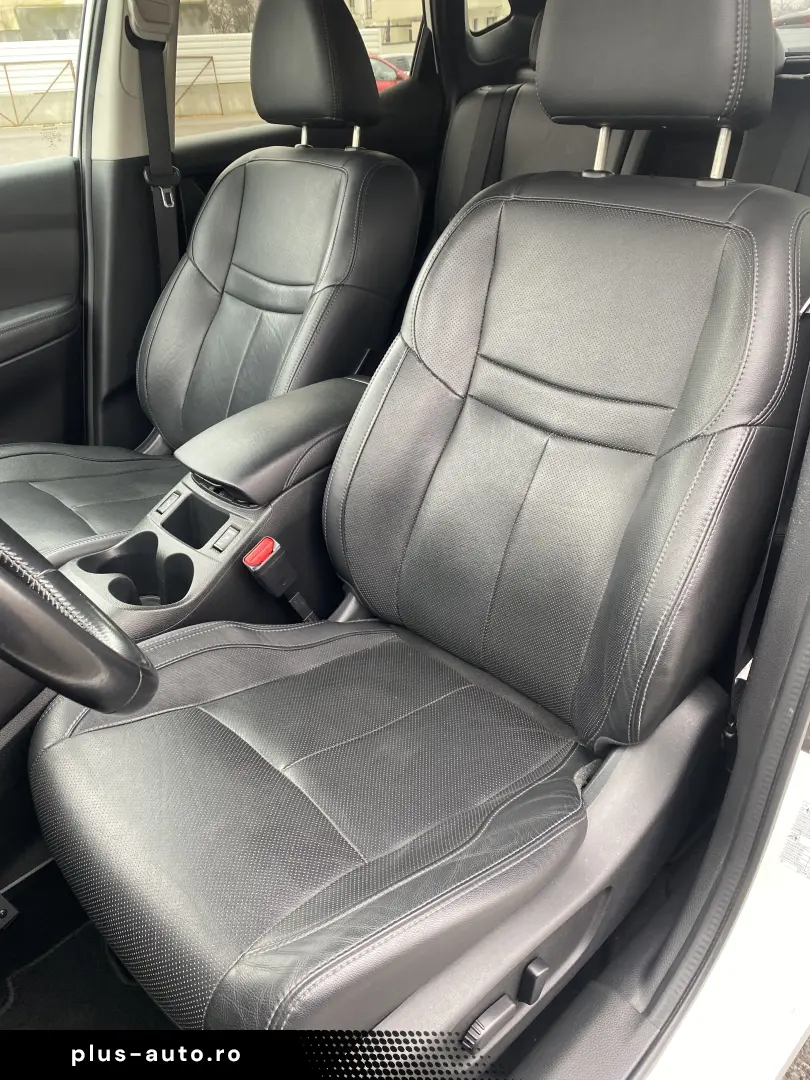 Nissan Qashqai  incalzire parbriz  inmatriculata  camera 360