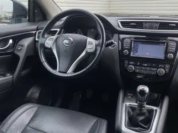 Nissan Qashqai  incalzire parbriz  inmatriculata  camera 360