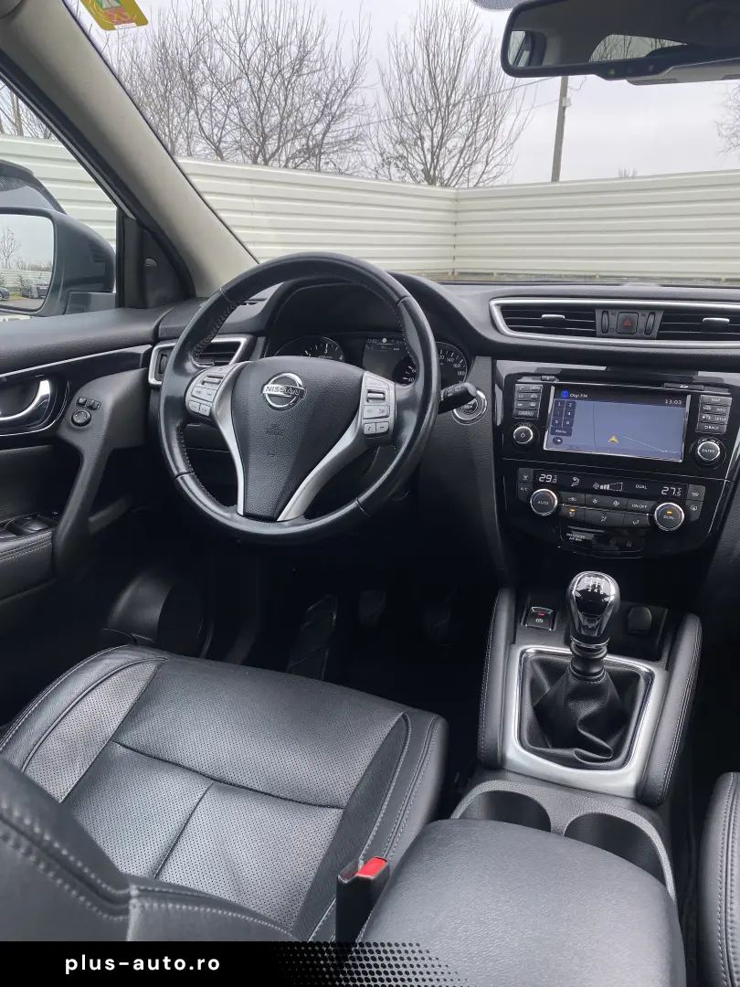 Nissan Qashqai  incalzire parbriz  inmatriculata  camera 360