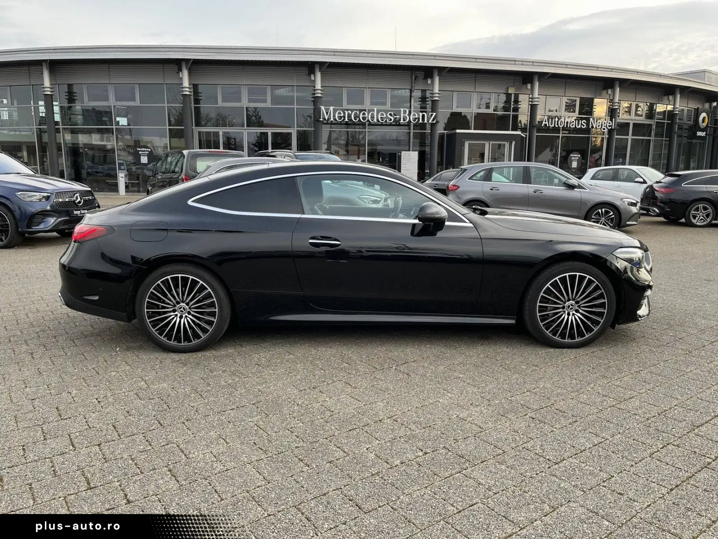 MERCEDES-BENZ CLE 220 d AMG Line Advanced Plus AHK Pano uvm.