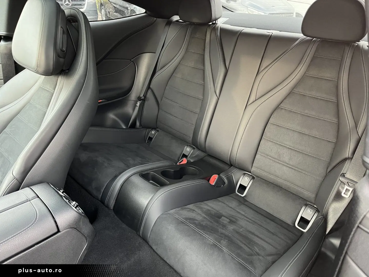 MERCEDES-BENZ CLE 220 d AMG Line Advanced Plus AHK Pano uvm.