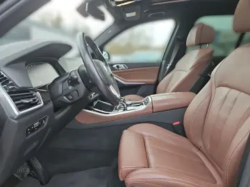 BMW X5 xDrive40i Leder Vernasca AHK LED DAB ePGSD