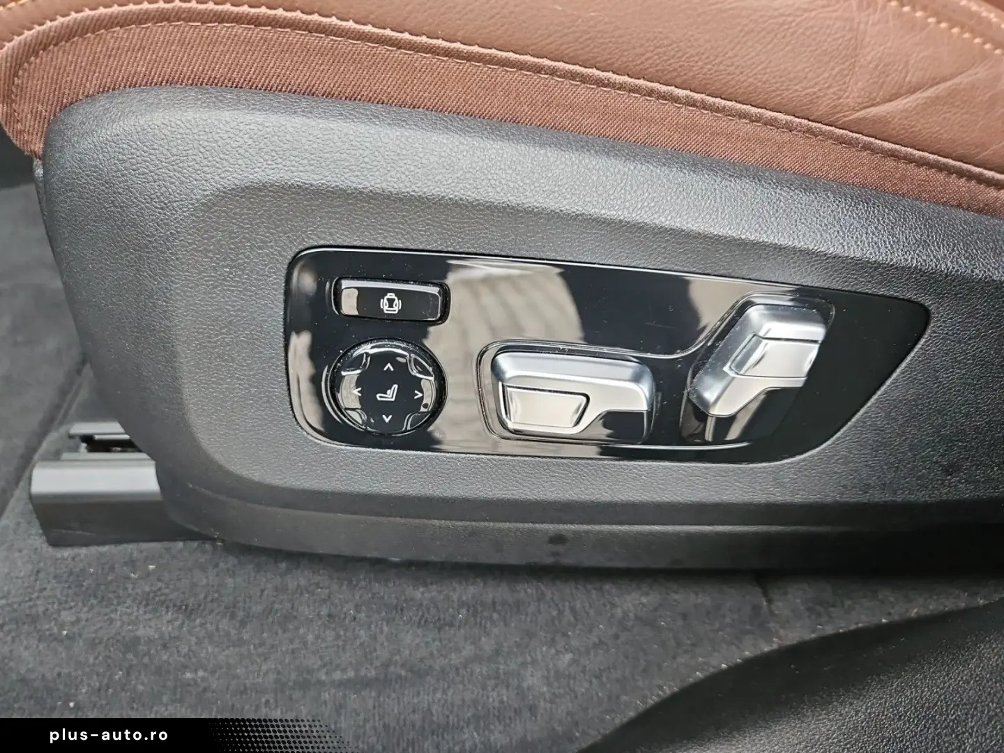 BMW X5 xDrive40i Leder Vernasca AHK LED DAB ePGSD