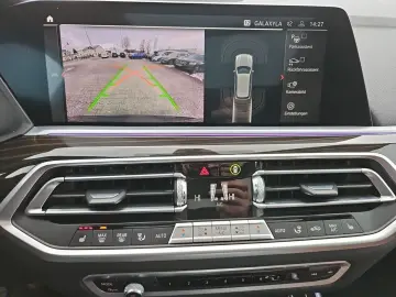 BMW X5 xDrive40i Leder Vernasca AHK LED DAB ePGSD