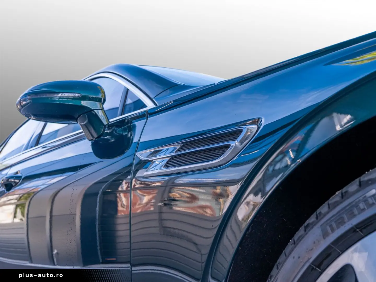 BENTLEY Flying Spur V8   Bentley Nürnberg