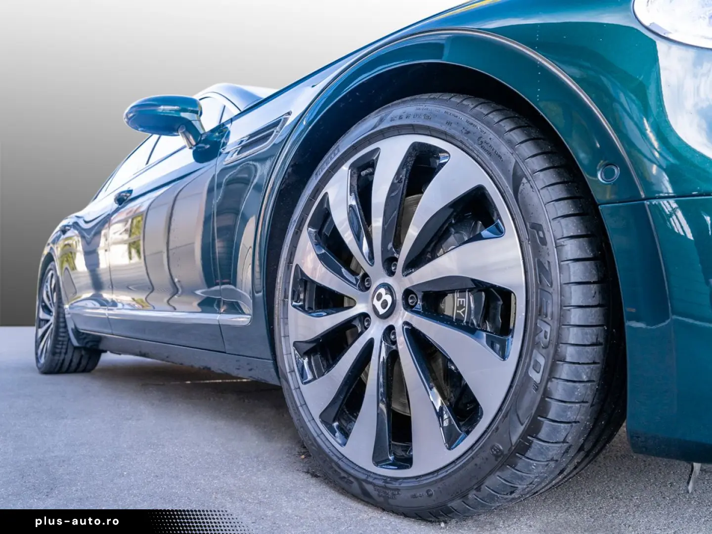 BENTLEY Flying Spur V8   Bentley Nürnberg