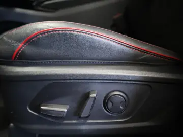 HYUNDAI TUCSON 1.6 T-GDi Plug-in-Hybrid 4WD N Line