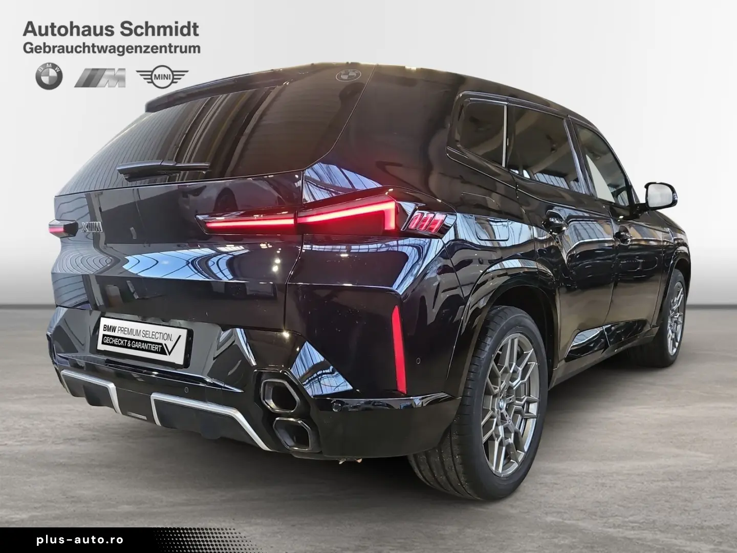 BMW XM 50e  AHK H K HUD IconicGlow Au