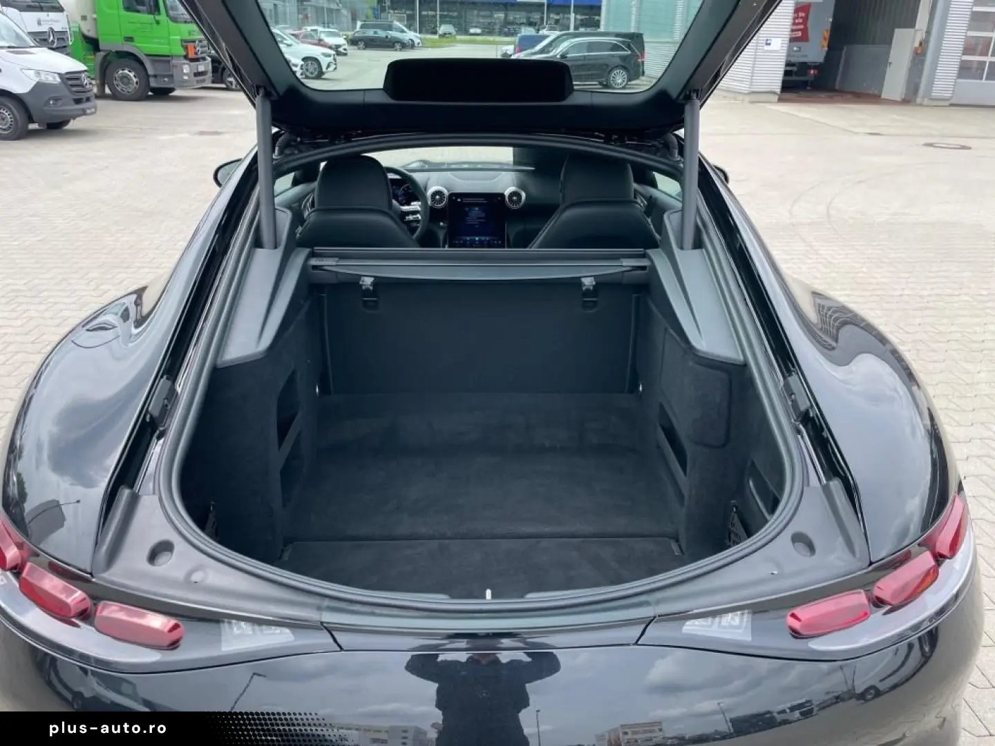 MERCEDES-BENZ AMG GT 63 4M Coupe HAL FAP DISTR LED BURMESTER