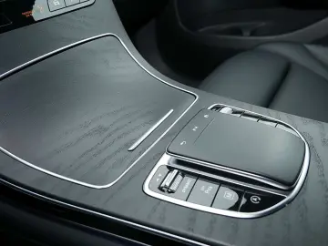 MERCEDES-BENZ GLC 200 4M Coupé AMG Night Kamera Assi&hellip;