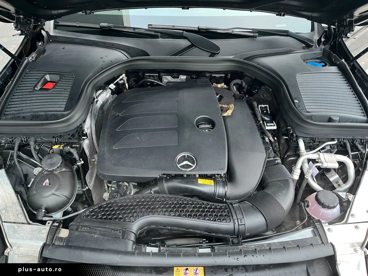 MERCEDES-BENZ GLC 200 4M AMG Line LED Spur-P Std-Hzg&hellip;