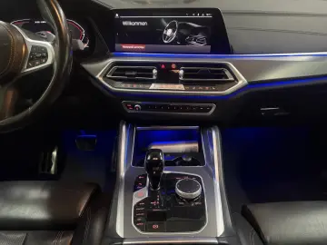 BMW X6 M50 i M-PAKET AUT KAM PANO SHEFT