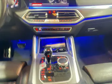 BMW X6 M50 i M-PAKET AUT KAM PANO SHEFT