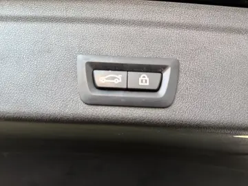 BMW X6xDrive30d M Sport Laser Navi Kamera AHK StandH