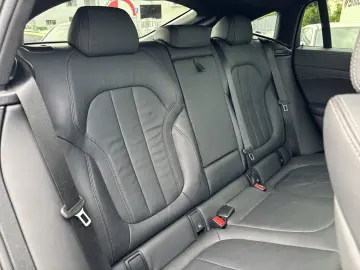 BMW X6 xDrive40d M Sport Pachet HUD