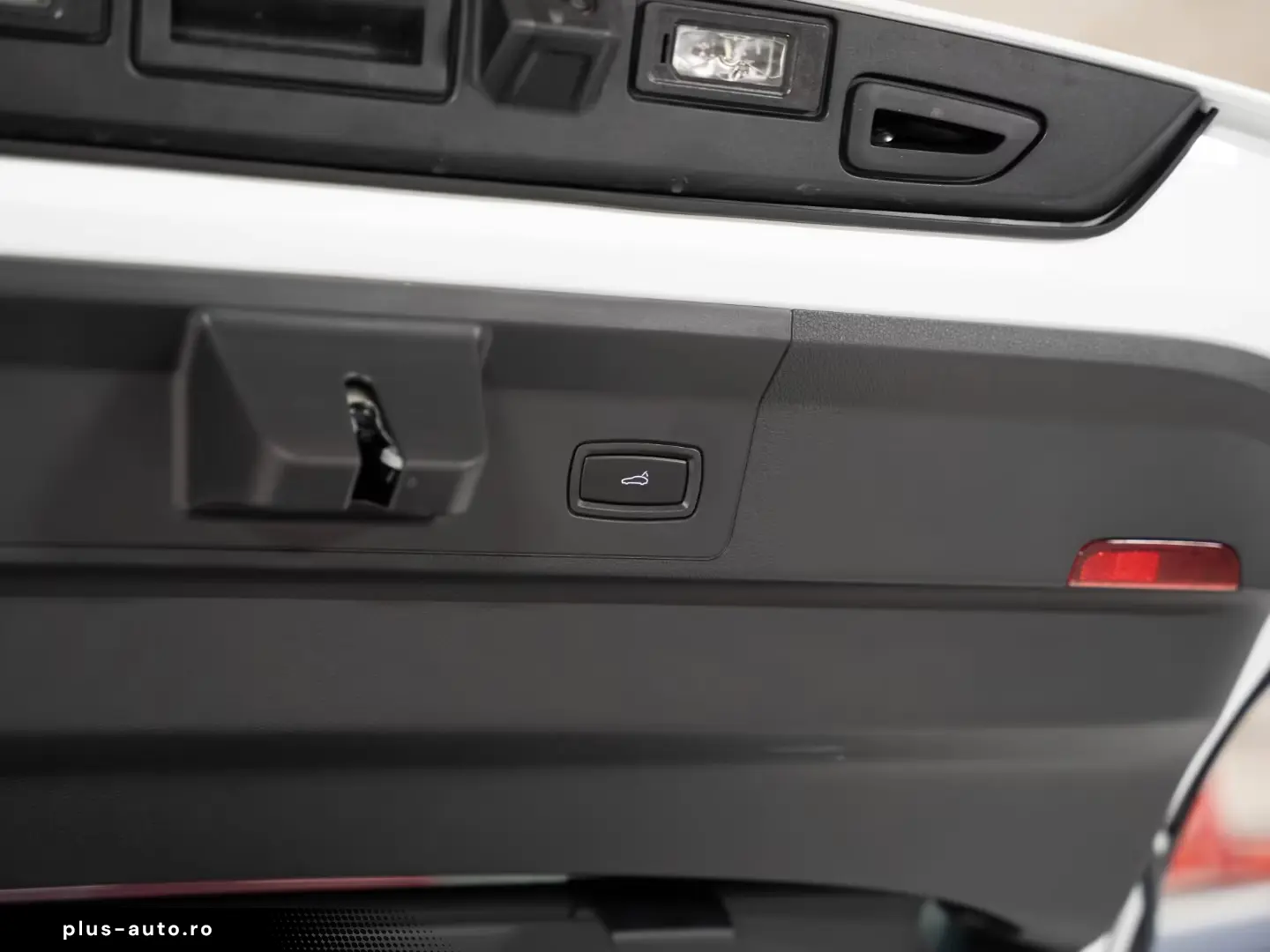 Porsche Panamera 4 InnoDrive Beifahrerdisplay 4-Zonen-Klima