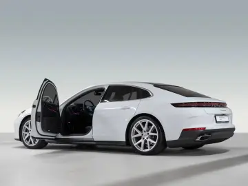 Porsche Panamera 4 InnoDrive Beifahrerdisplay 4-Zonen-Klima