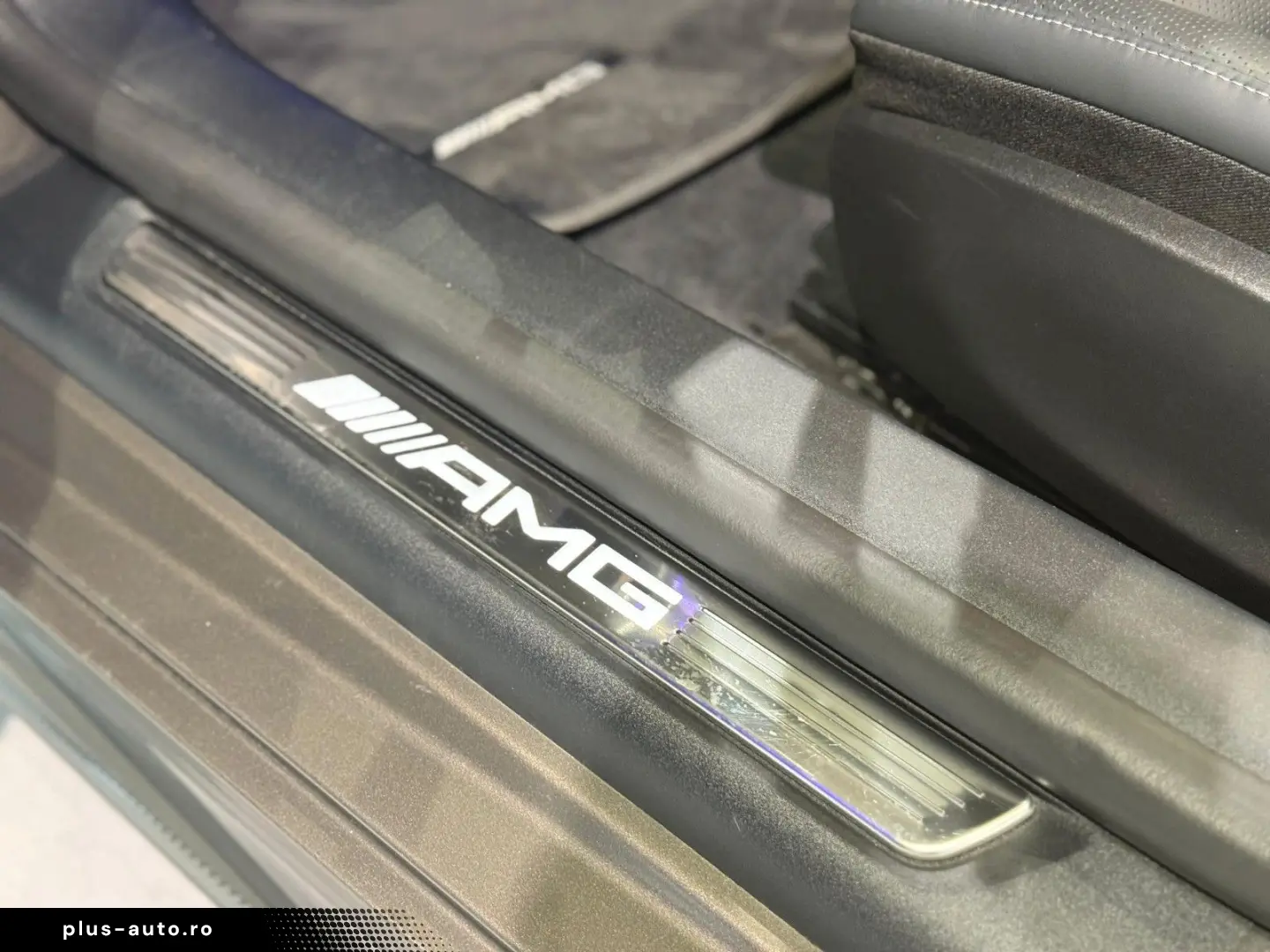 MERCEDES-BENZ SL 55 AMG  Magno Keramik Carbon Burmester