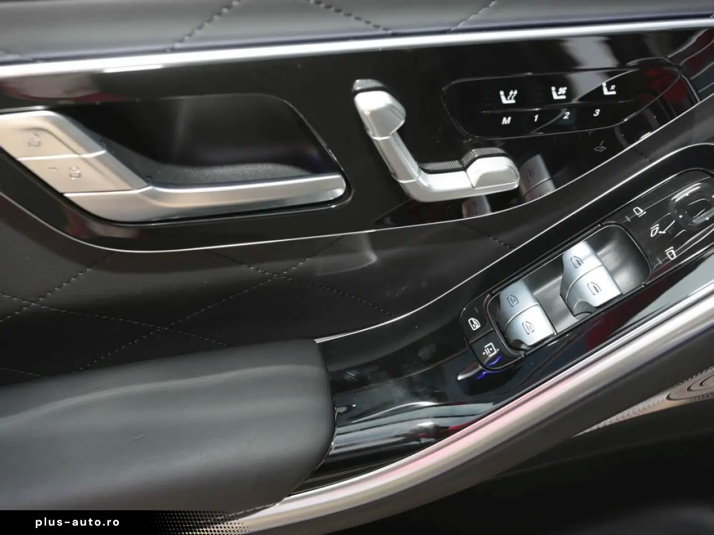 MERCEDES-BENZ S 450 e Limousine lang AMG Night Panorama 360