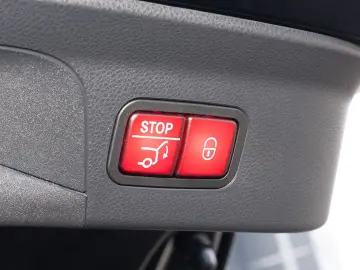 MERCEDES-BENZ GLC 200 4MATIC Coupé LED Navi SHZ Stan&hellip;