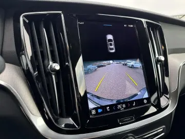 Volvo S60 Plus Dark Recharge Plug-In Hybrid AWD