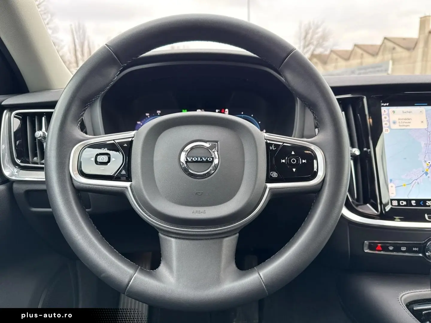 Volvo S60 Plus Dark Recharge Plug-In Hybrid AWD