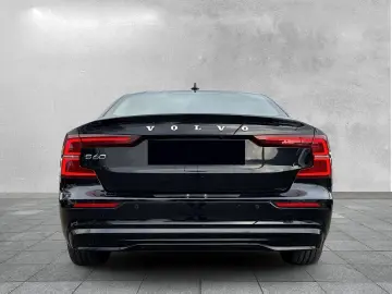 Volvo S60 Plus Dark Recharge Plug-In Hybrid AWD