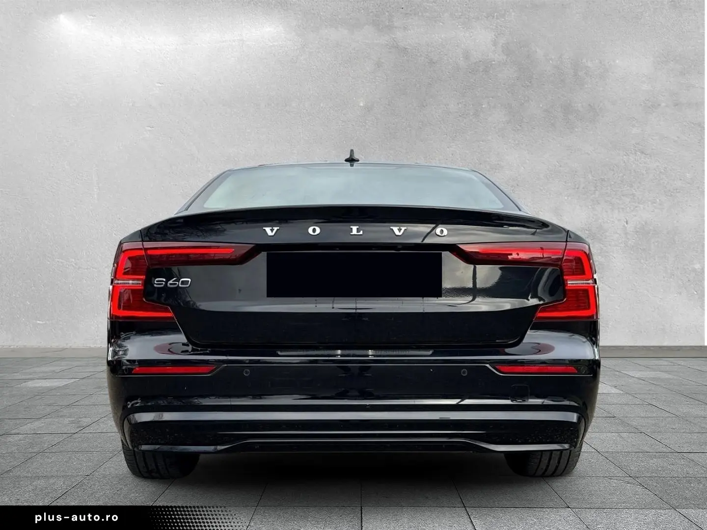 Volvo S60 Plus Dark Recharge Plug-In Hybrid AWD