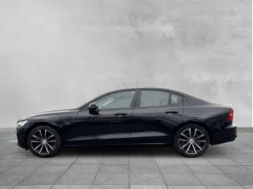 Volvo S60 Plus Dark Recharge Plug-In Hybrid AWD