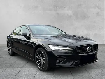 Volvo S60 Plus Dark Recharge Plug-In Hybrid AWD