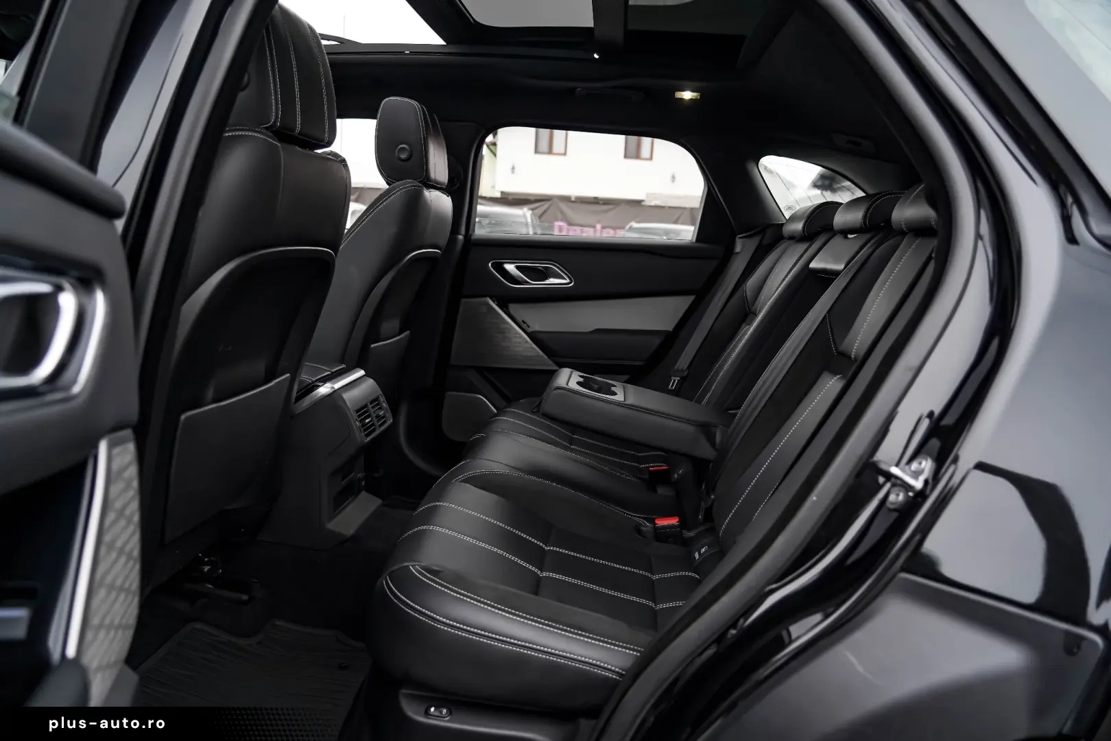 Land Rover Range Rover Velar 2.0 R-Dynamic HSE